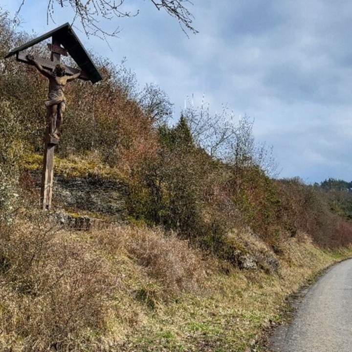 Symbolbild: Wege der Hoffnung